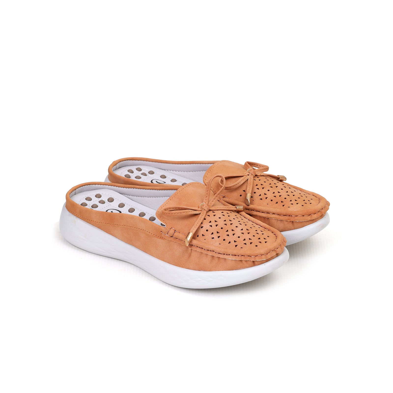 L-EC-0400001- Closed Shoes